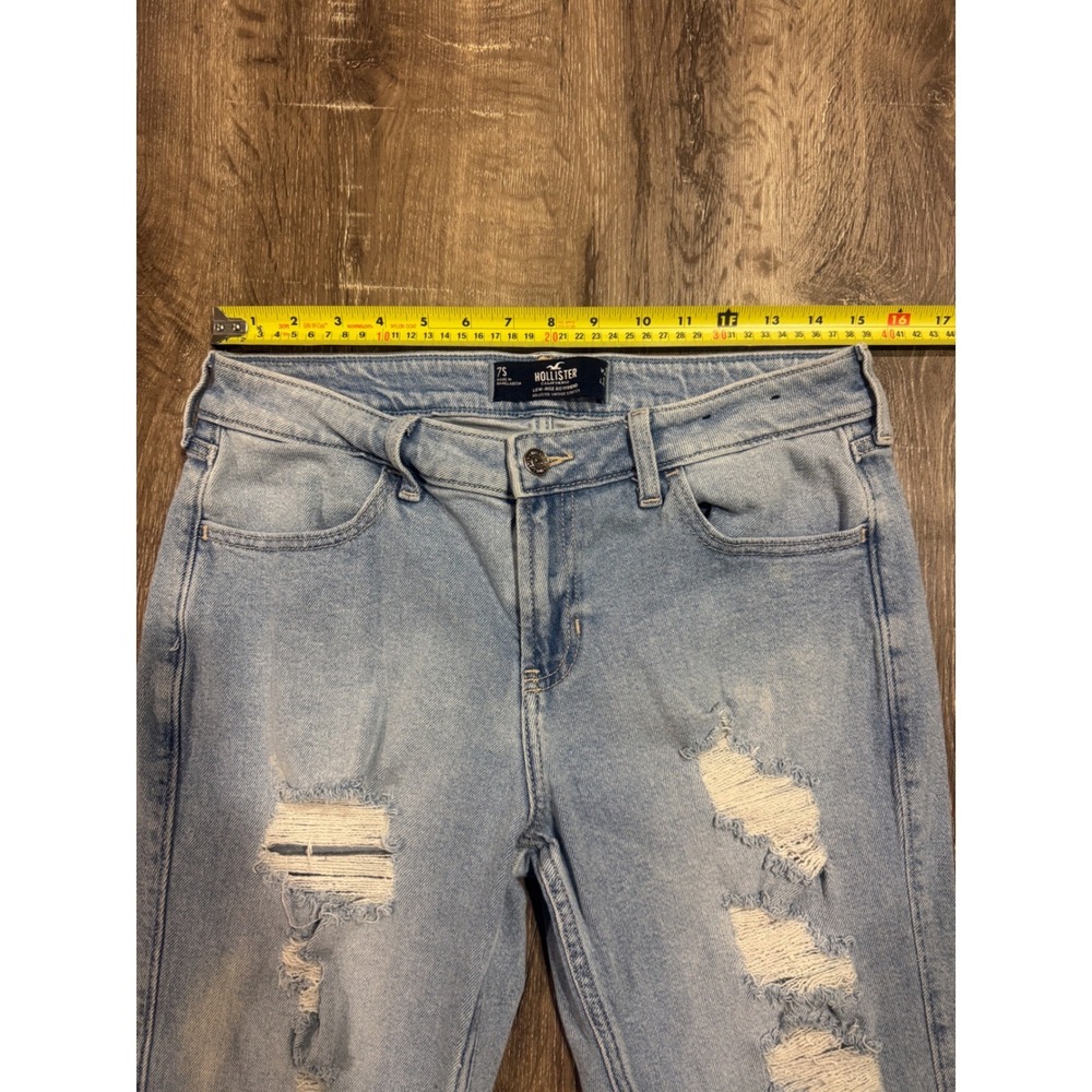 Hollister Low-Rise Boyfriend Jeans Light Wash Distressed Vintage Stretch 7S W28 - Picture 3 of 10